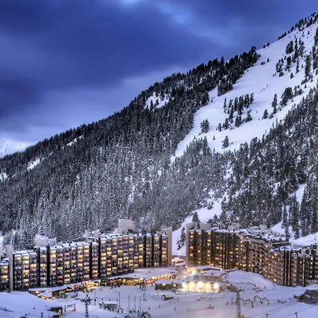 Divisible Au Pied Des Pistes Avec Balcon, Parking Et Animaux Admis - Fr-1-181-2144 Apartment