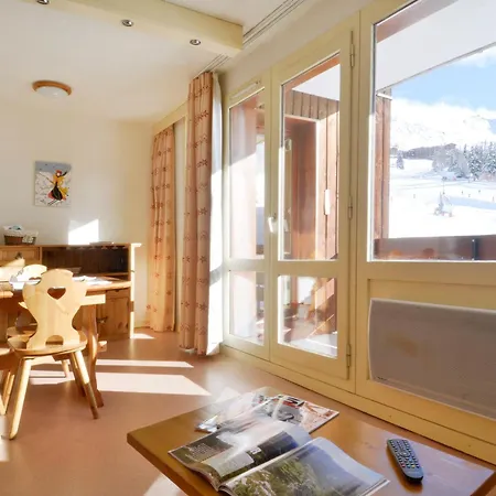 Divisible Au Pied Des Pistes Avec Balcon, Parking Et Animaux Admis - Fr-1-181-2144 דירה *